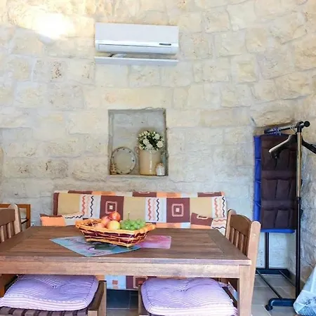 Trullo San Michele *